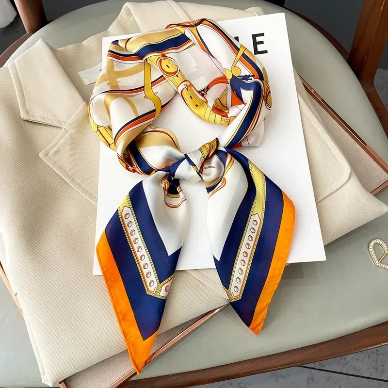 Discount Luxury Bags - Lüks Tasarım Sıska Ipek Kare Eşarp