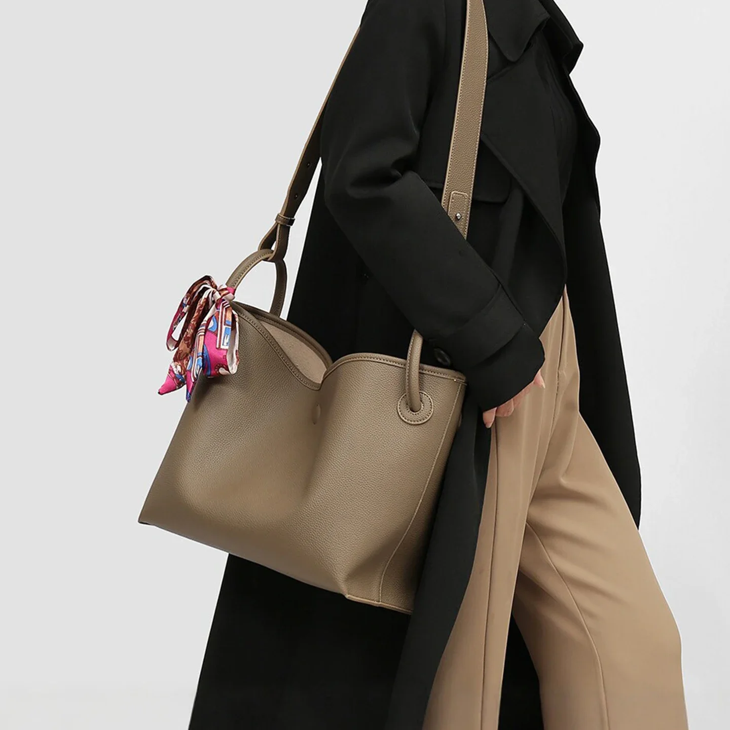 Luxury Bags For You - Hafif Lüks, Üst Düzey Kadın Çantası,