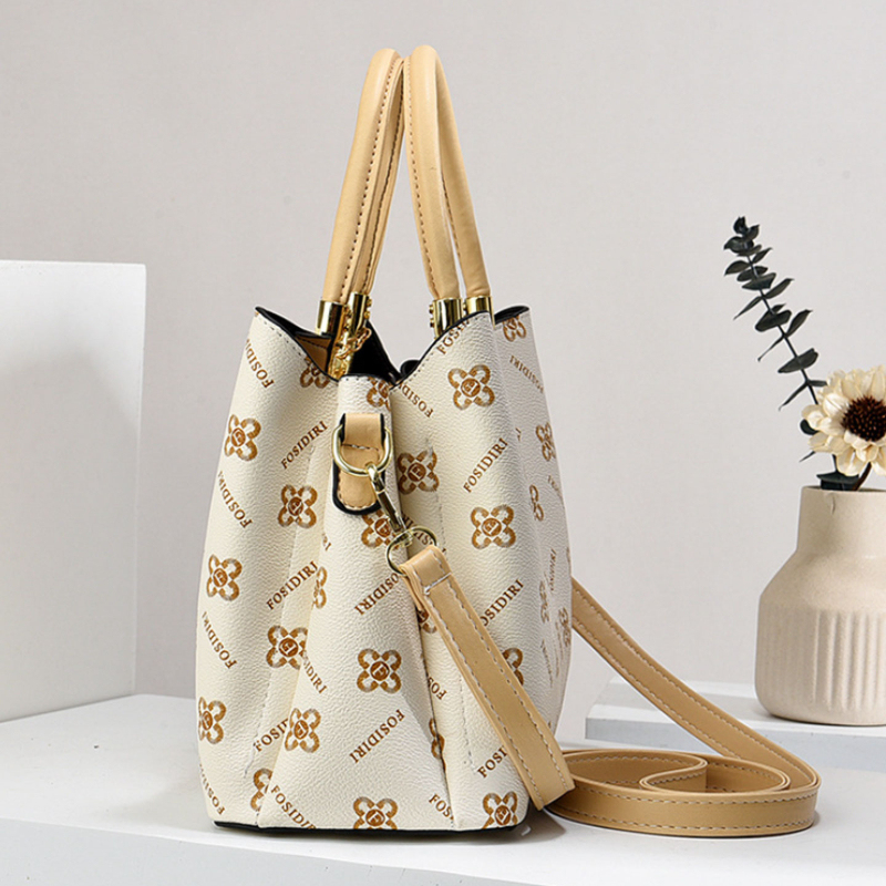 Kadınlar için Hafif Lüks Baskı - Luxury Bags For You incelemesi ve fiyatı