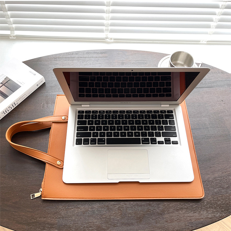 Lüks Tasarım Özel İsimli Lapto - Luxury Bags Laptop incelemesi ve fiyatı