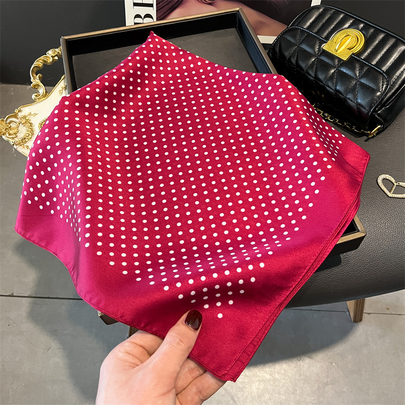 Lüks yeni baskılı atkılar kadı - Discount Luxury Bags incelemesi ve fiyatı