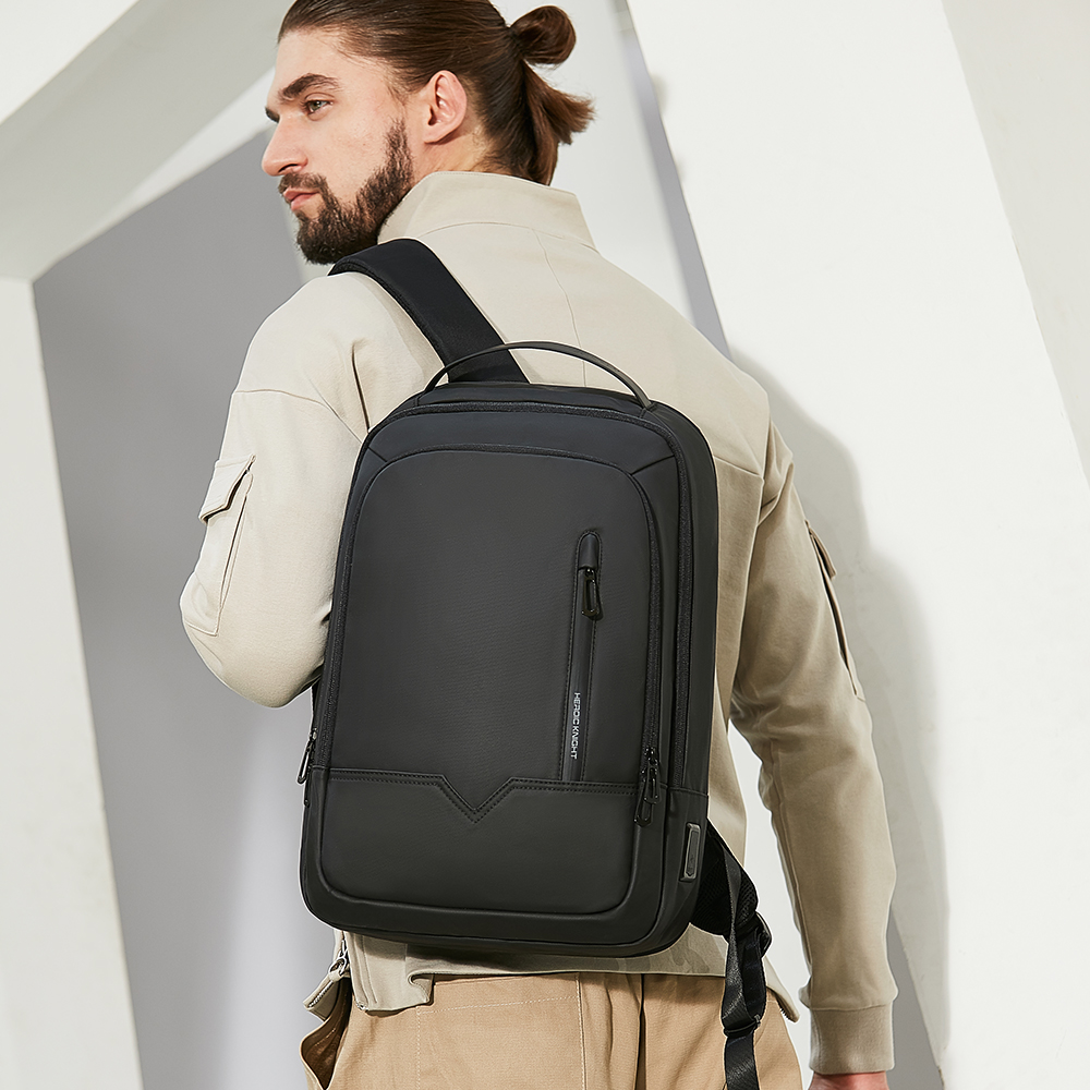 Kahramanca şövalye ince adam L - Luxury Bags Coach incelemesi ve fiyatı